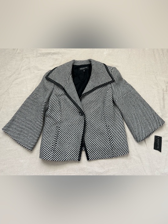 Jones New York Jackets & Blazers - NWT Jones New York Striped Wool Blend Blazer Jacket with Leather Trim Size 4